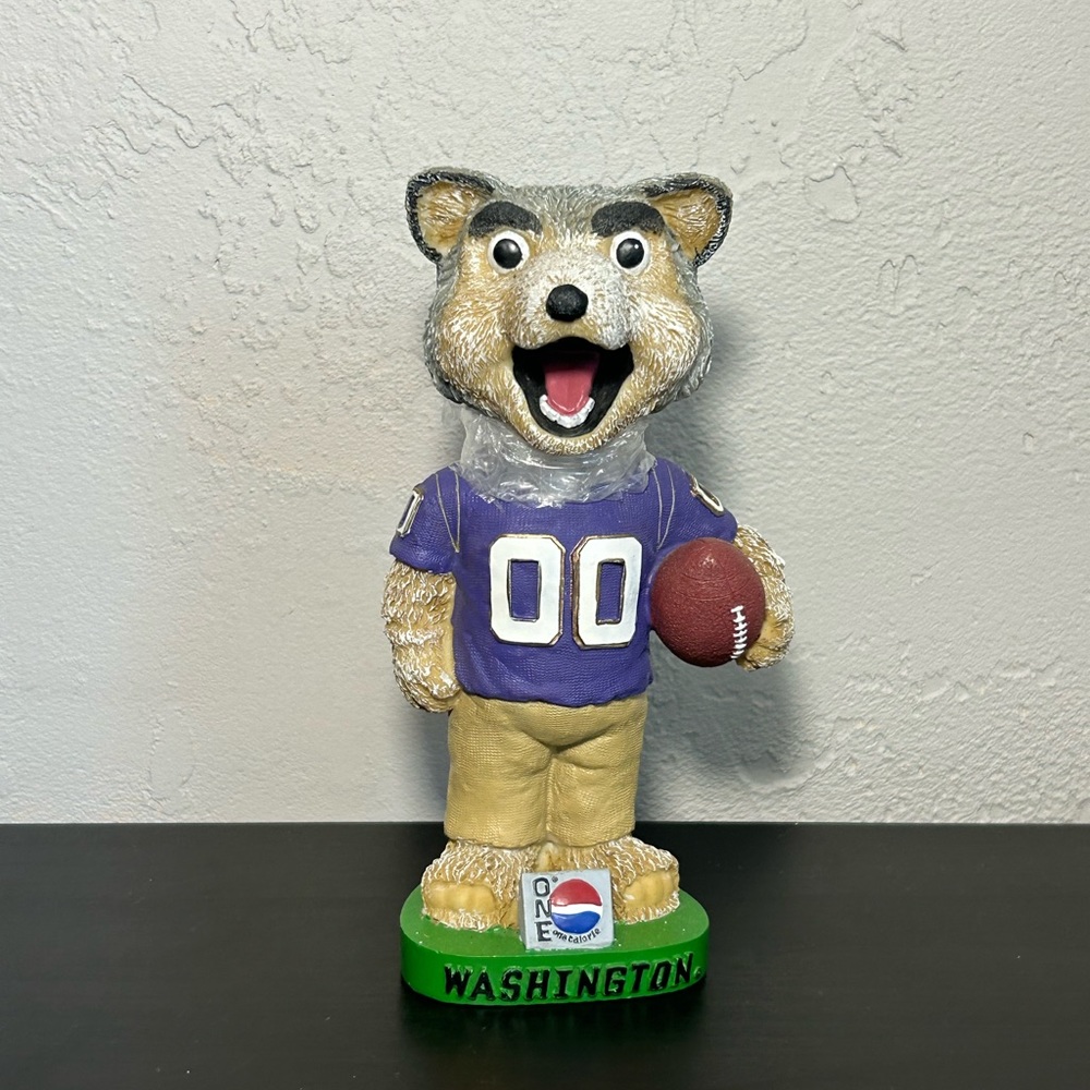 Vtg Washington Huskies Mascot Bobblehead Figure SGA